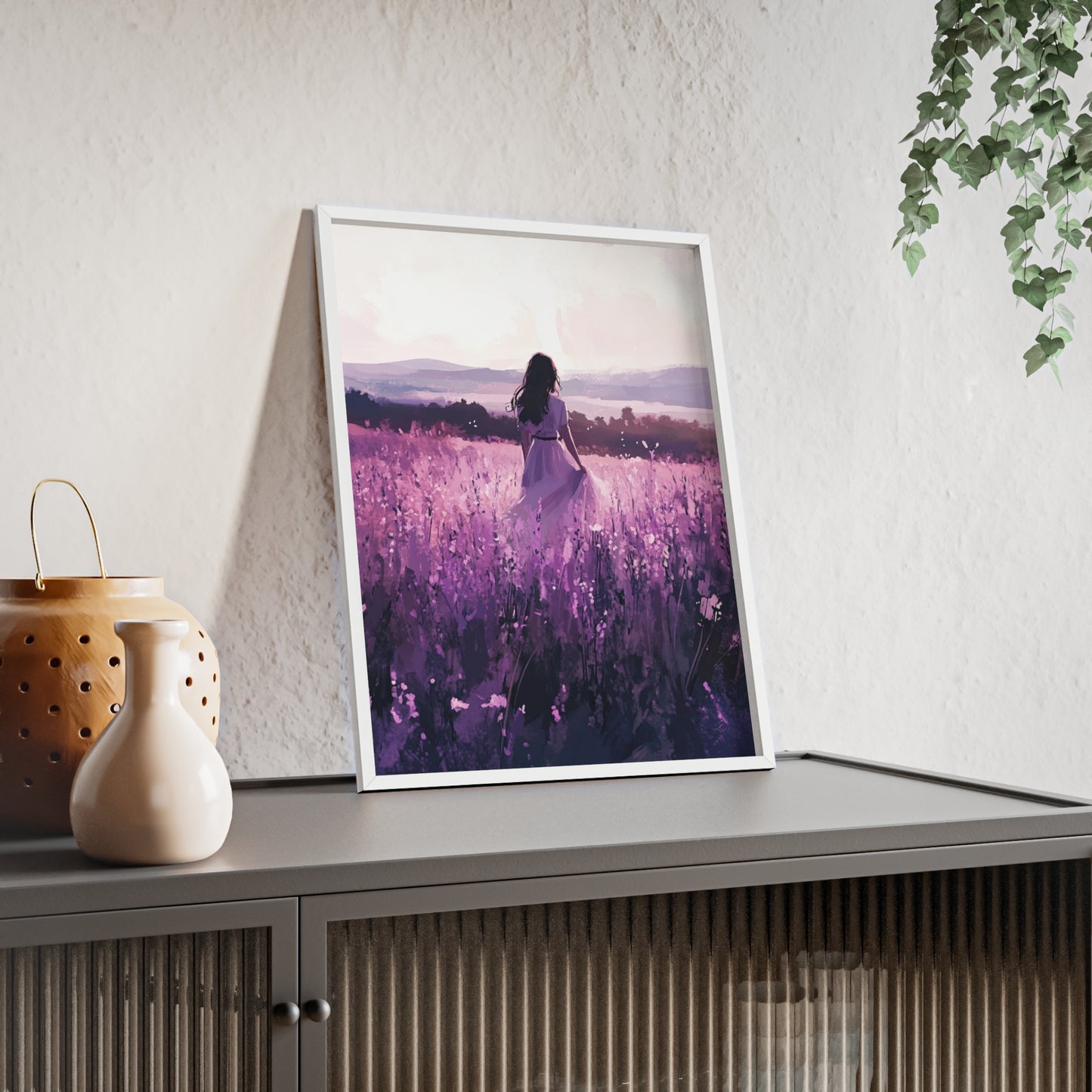 Frau in blühender Wiese