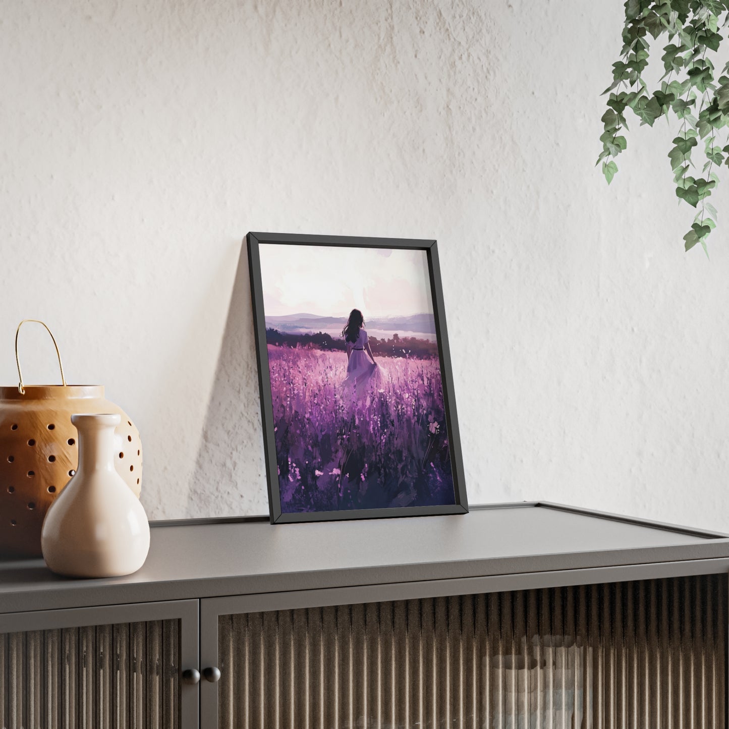 Frau in blühender Wiese