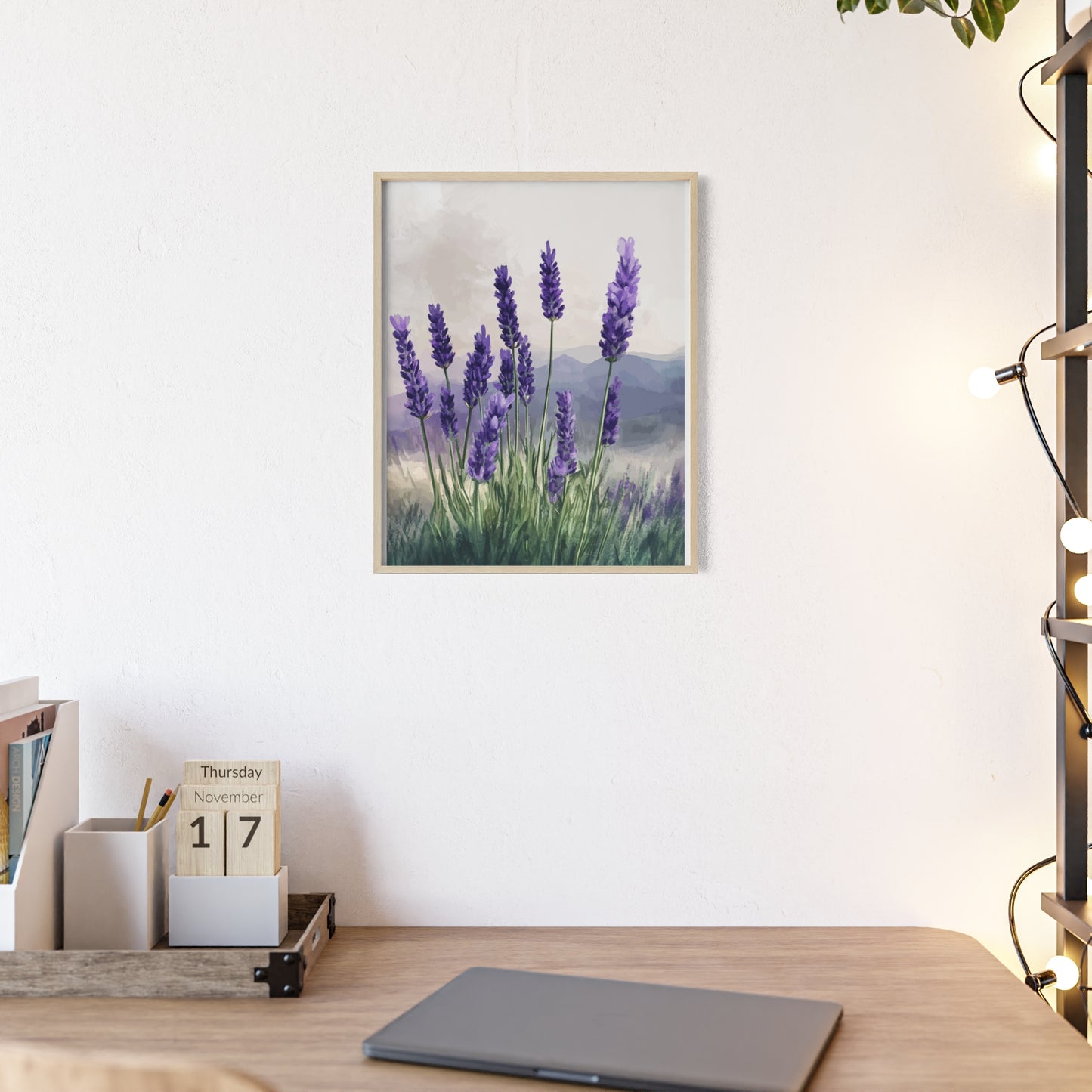 Lavendelblüten in der Wiese