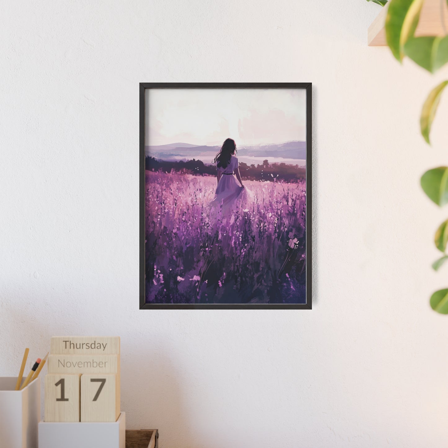 Frau in blühender Wiese